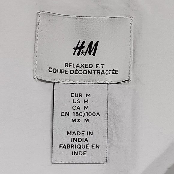 White H&M. Button Up Dress Shirt (Men's Size Medium) - Picture 5 of 6